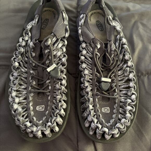 KEEN Uneek Gray Braided Corded Slip-on Sandal Men's Size 9 EUC - Picture 1 of 6